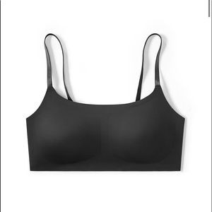 2/$40💕 True Body Scoop Neck Adjustable Strap Bra